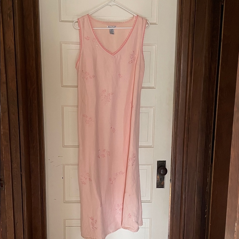 Alexandra Bartlett Pale Pink Embroidered V-Neck Nightgown